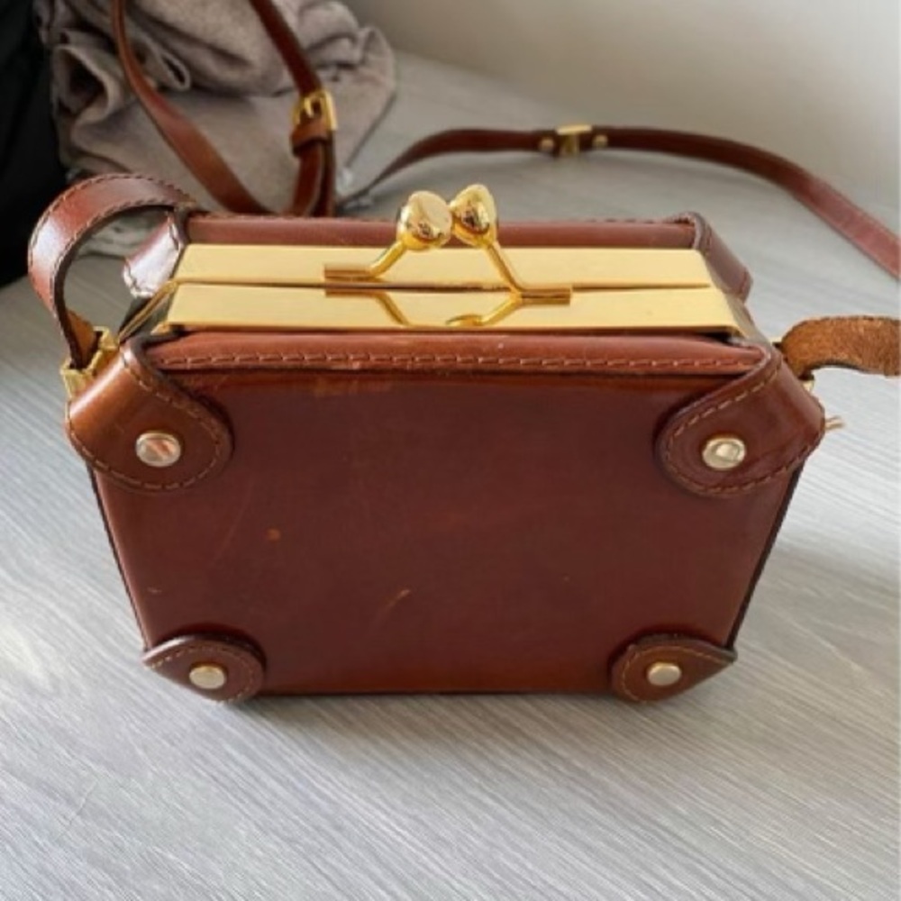 Roda Vintage Purse